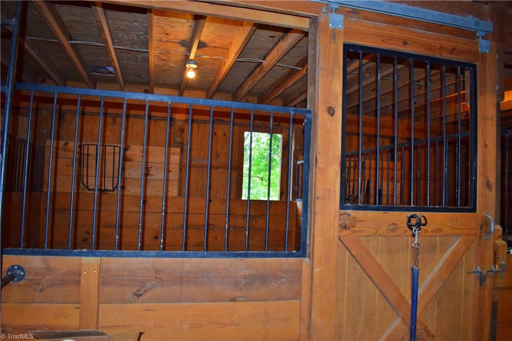 312 Spur Road Greensboro, NC 27406 - Photo 24 of 30 Gallery Image 24