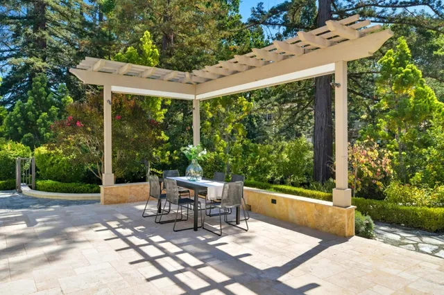 $8,180,000 | 625 West Santa Inez Avenue, Hillsborough, CA 94010