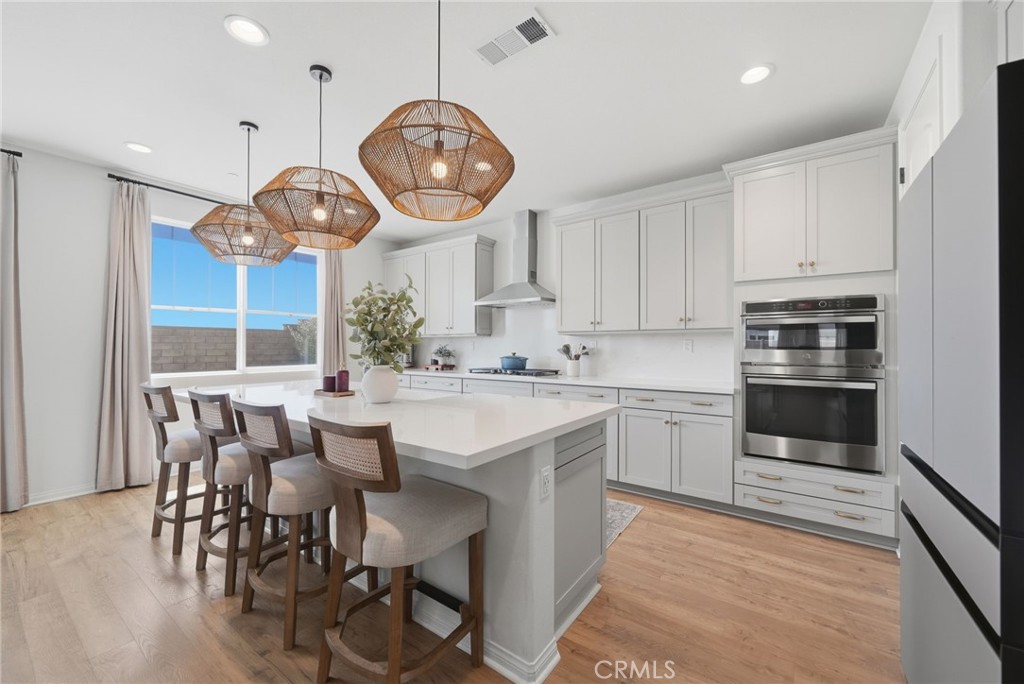 39451 Verbena Way Temecula, CA 92591 - Photo 13 of 55 Kitchen