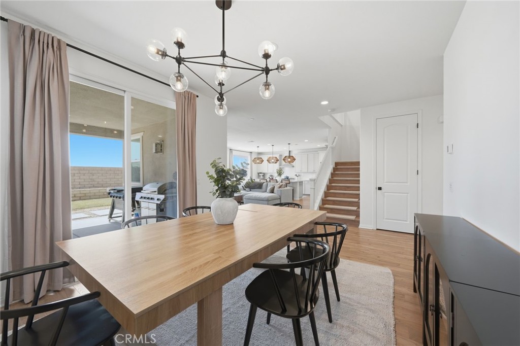 39451 Verbena Way Temecula, CA 92591 - Photo 16 of 55 Dining Room