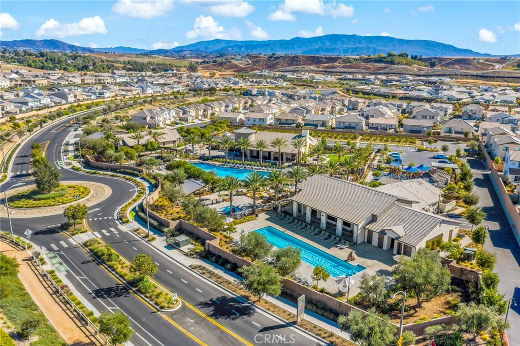 39451 Verbena Way Temecula, CA 92591 - Photo 46 of 55 Community Center