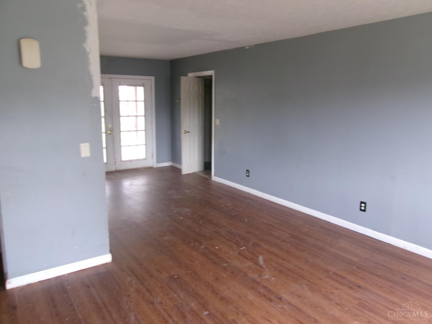 1872 Stivers Road Aberdeen, OH 45101 - Photo 5 of 14