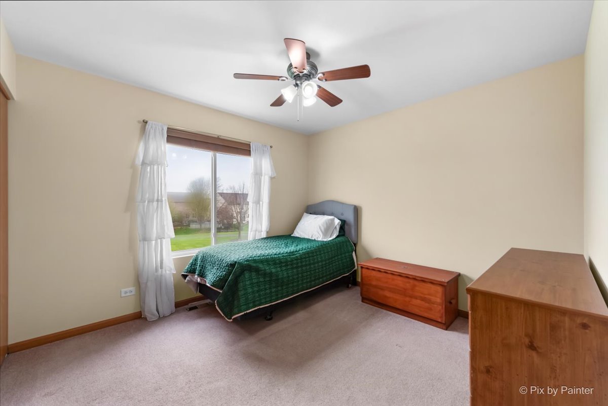 987 Valley Stream Drive Pingree Grove, IL 60140 - Photo 20 of 35