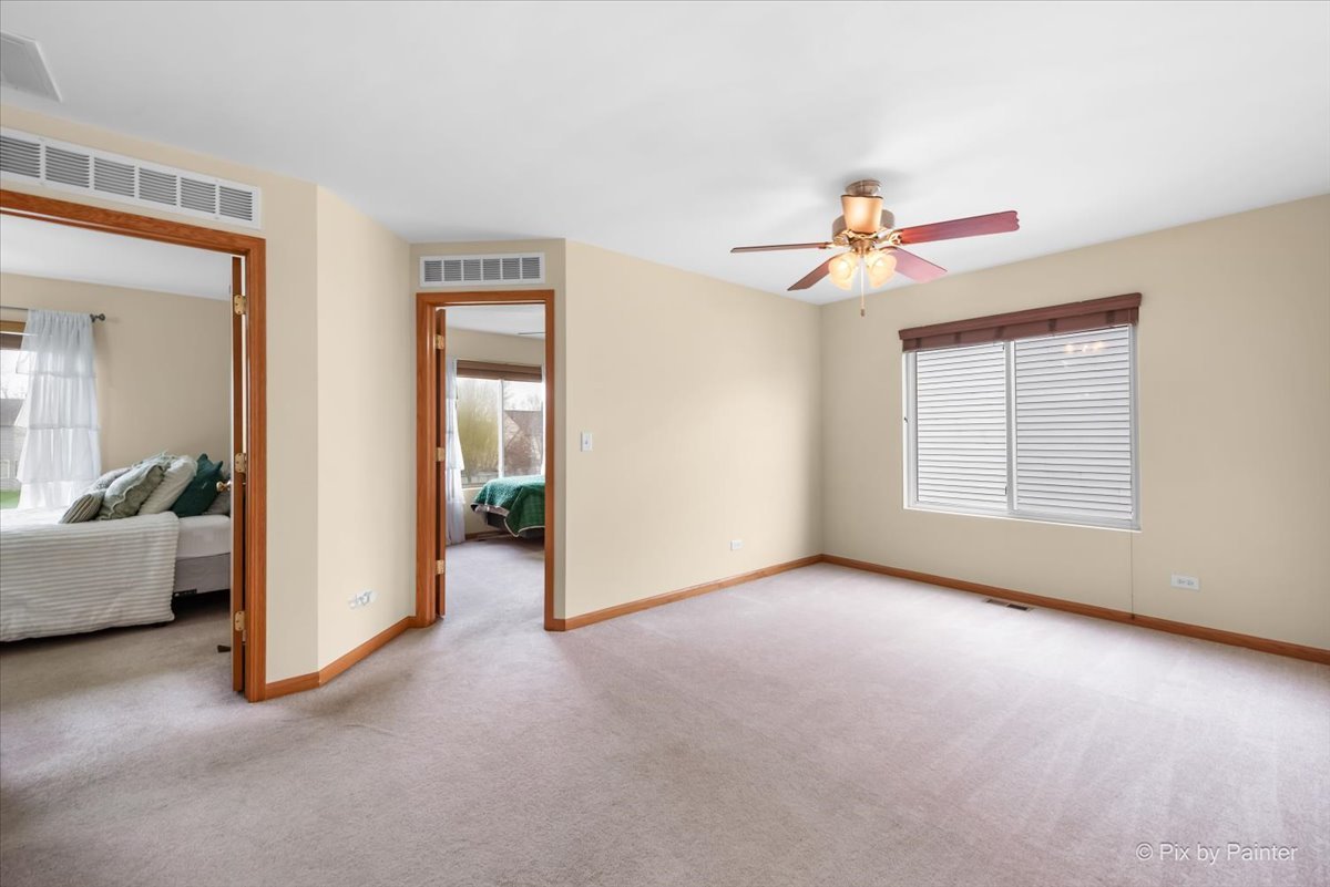 987 Valley Stream Drive Pingree Grove, IL 60140 - Photo 22 of 35