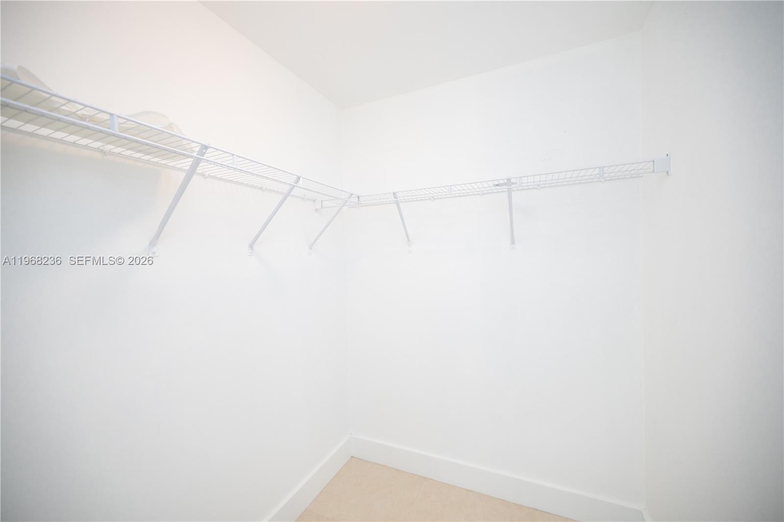 201 Southwest 17th Road, Unit 701 Miami, FL 33129 - Photo 8 of 31