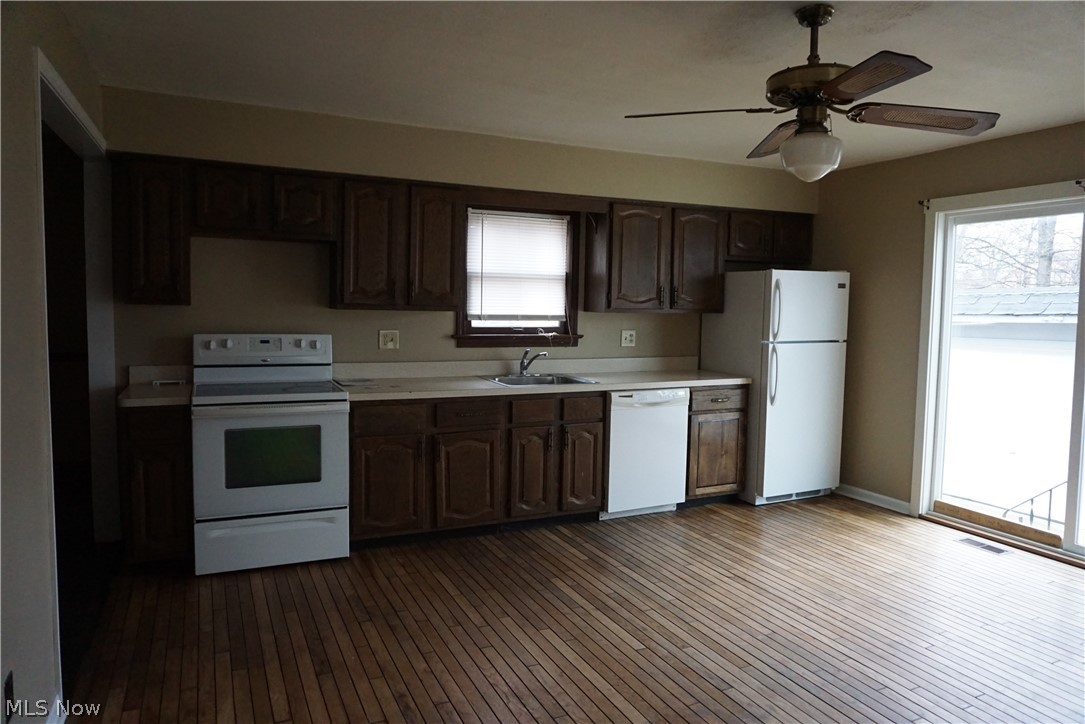 3739 Lowell Road Cleveland Heights, OH 44121 - Photo 9 of 33