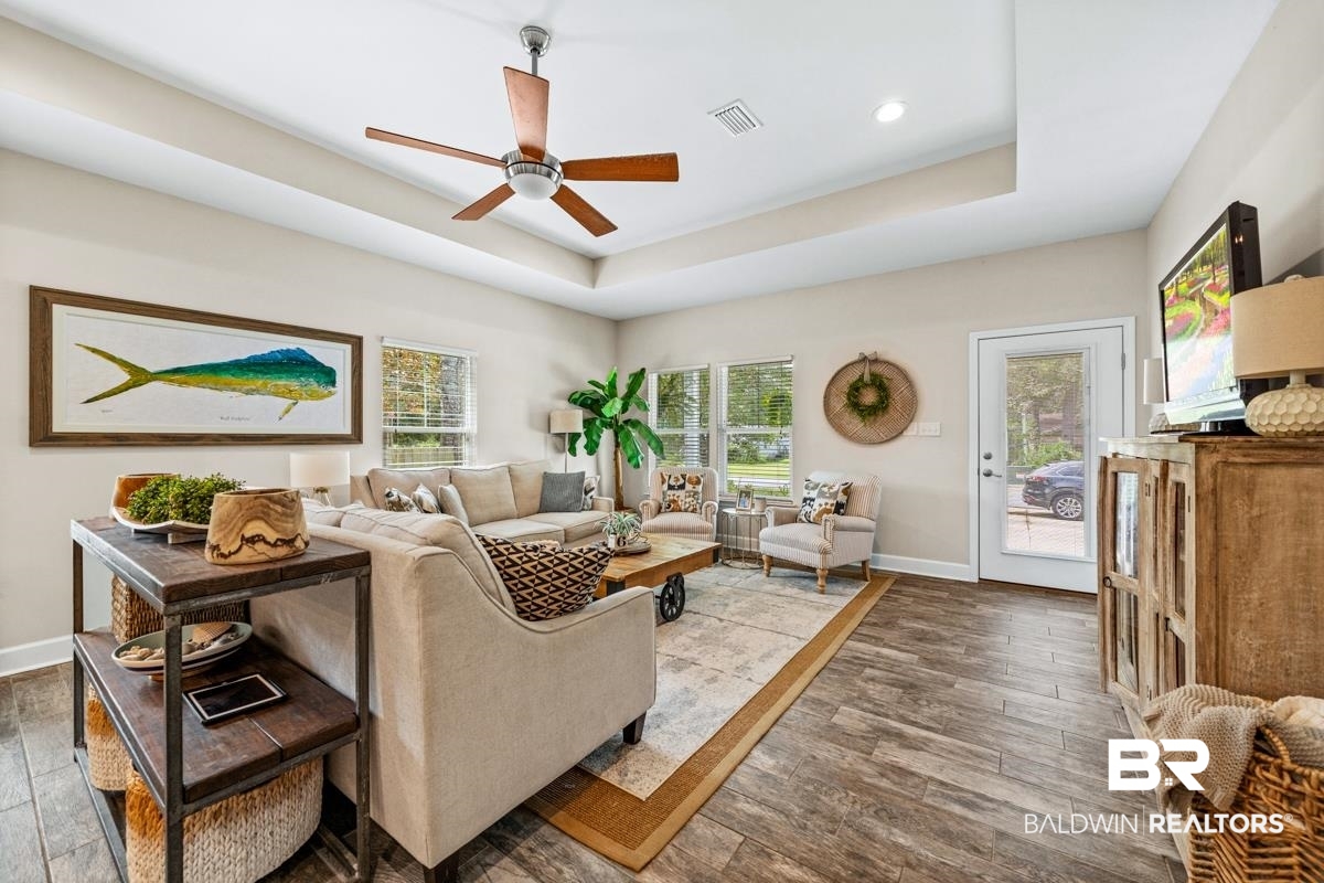 5204 Pine Road Orange Beach, AL 36561 - Photo 7 of 28 Living area