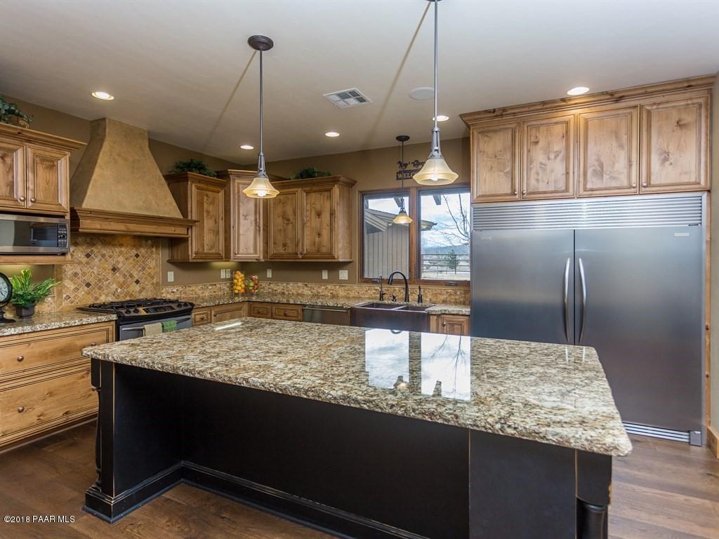 9040 North American Ranch Road Prescott, AZ 86305 - Photo 9 of 59 Kitchen