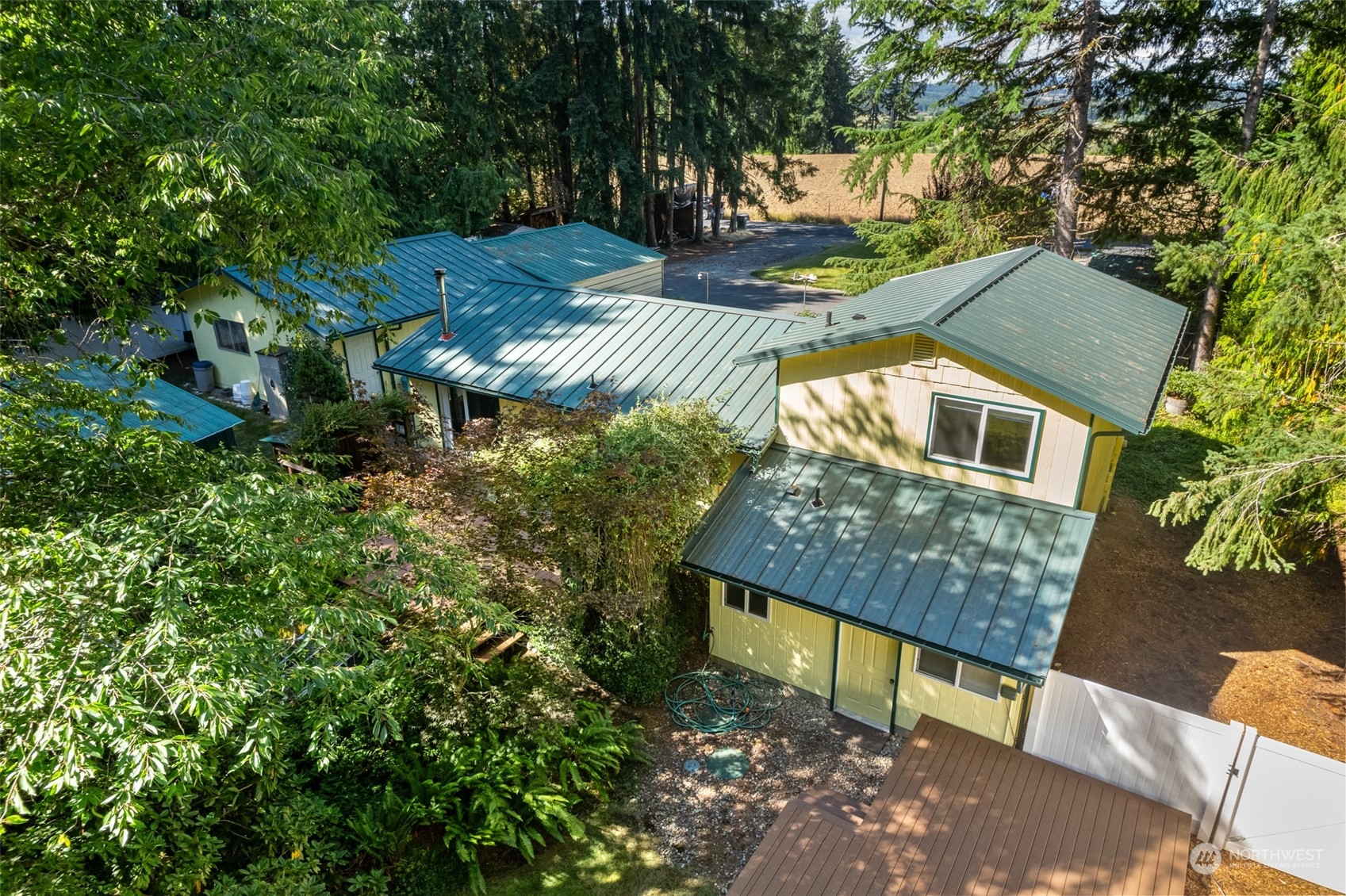 107 Peterson Road Chehalis, WA 98532 - Photo 12 of 35 a view of an outdoor sitting area