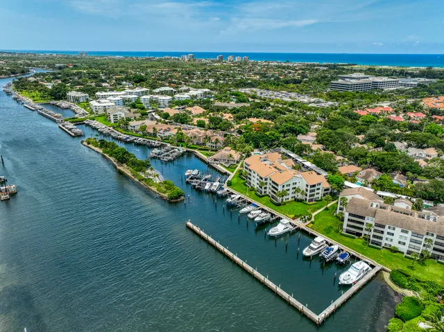 an aerial view of tennis court