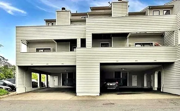 $599,900 | 833 Topsail Lane, Unit 833, Secaucus, NJ 07094