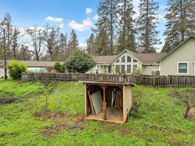 $389,000 | 401 Mountain View Street, Weaverville, CA 96093