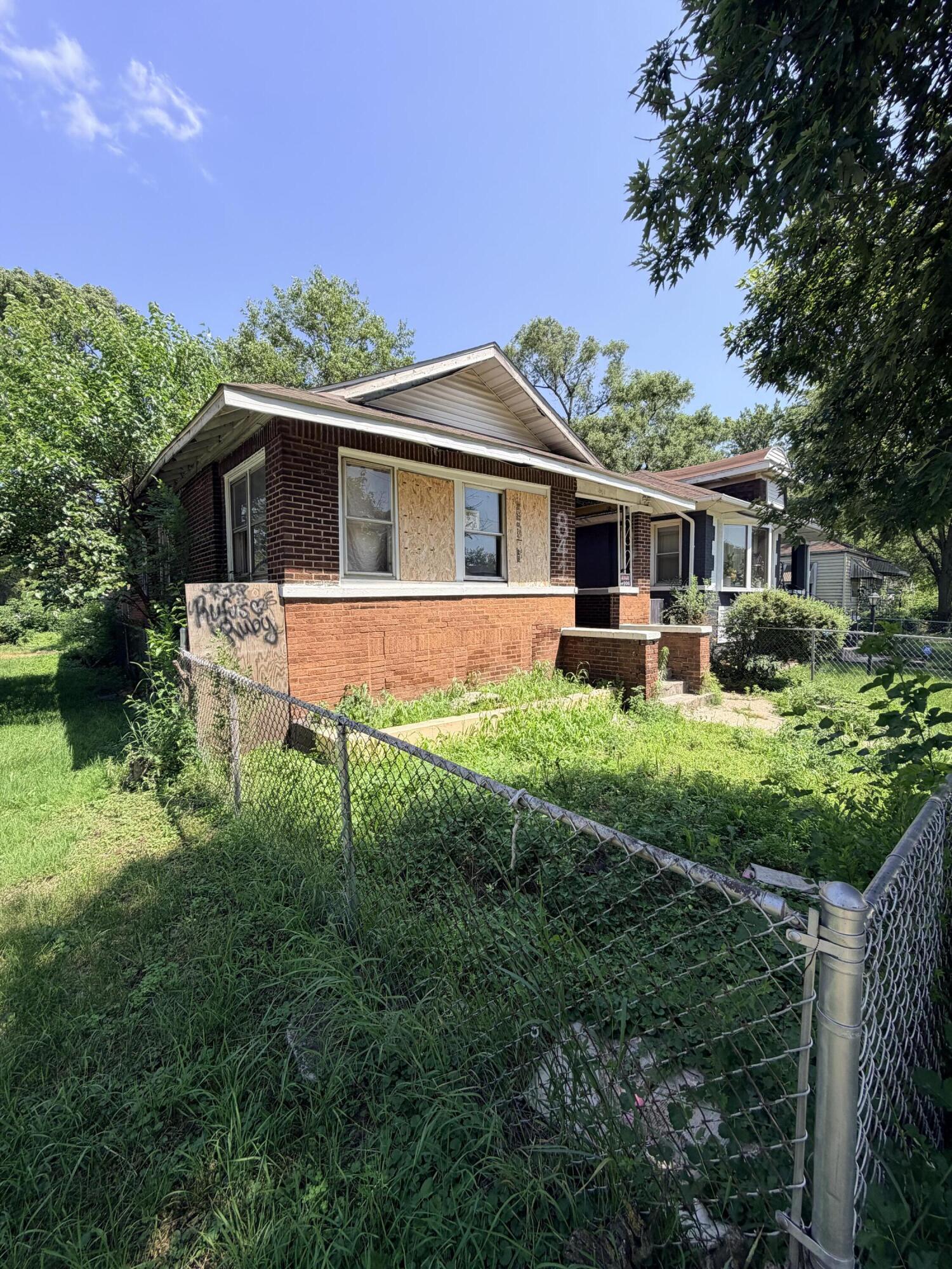 841 Georgia Street Gary, IN 46402 - Photo 2 of 14 1500x2000
