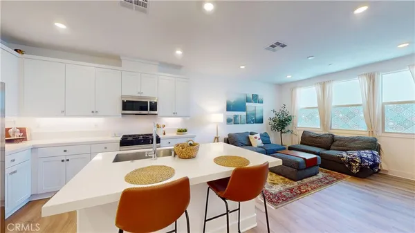 $779,000 | 2221 Bluegrass Way, Rancho Mission Viejo, CA 92694