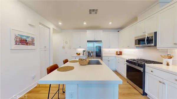 $779,000 | 2221 Bluegrass Way, Rancho Mission Viejo, CA 92694