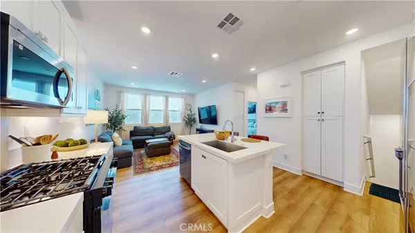 $779,000 | 2221 Bluegrass Way, Rancho Mission Viejo, CA 92694