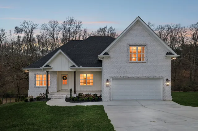 $499,900 | 119 Casey Street, Brush Creek, TN 38547