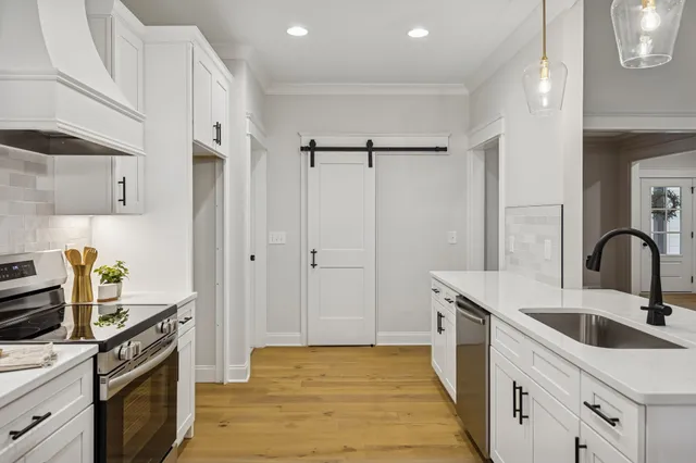 $499,900 | 119 Casey Street, Brush Creek, TN 38547