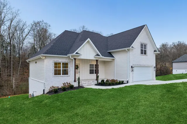 $499,900 | 119 Casey Street, Brush Creek, TN 38547