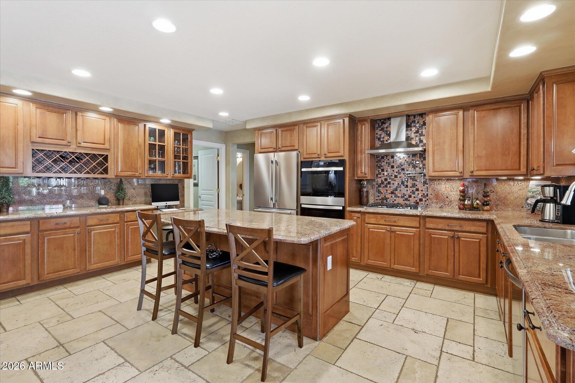 2324 West Zenith Lane Phoenix, AZ 85085 - Photo 21 of 85 Kitchen with Pot Filler, Double Ovens