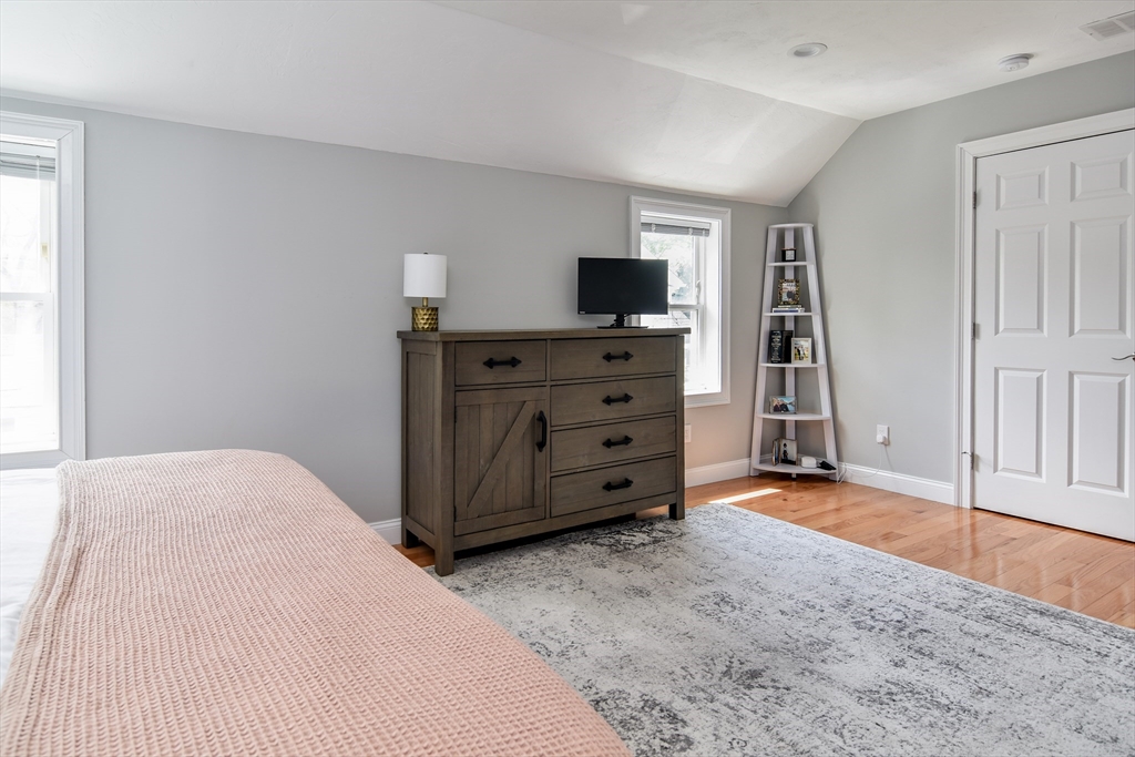 4 Maple Street Natick, MA 01760 - Photo 20 of 28