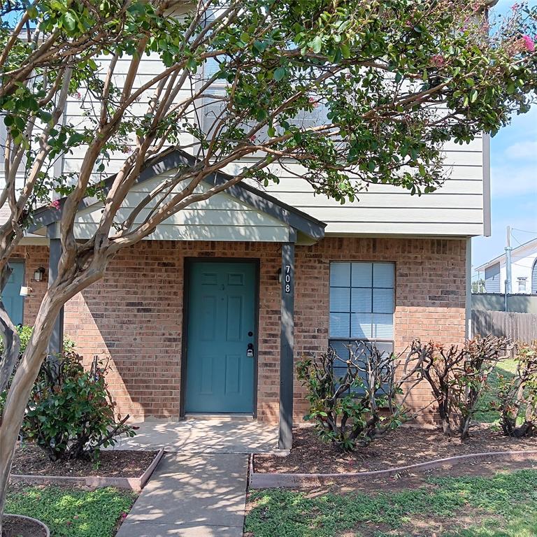 708 West Collins Street Denton, TX 76201 - Photo 1 of 40 Entrance to property with brick siding