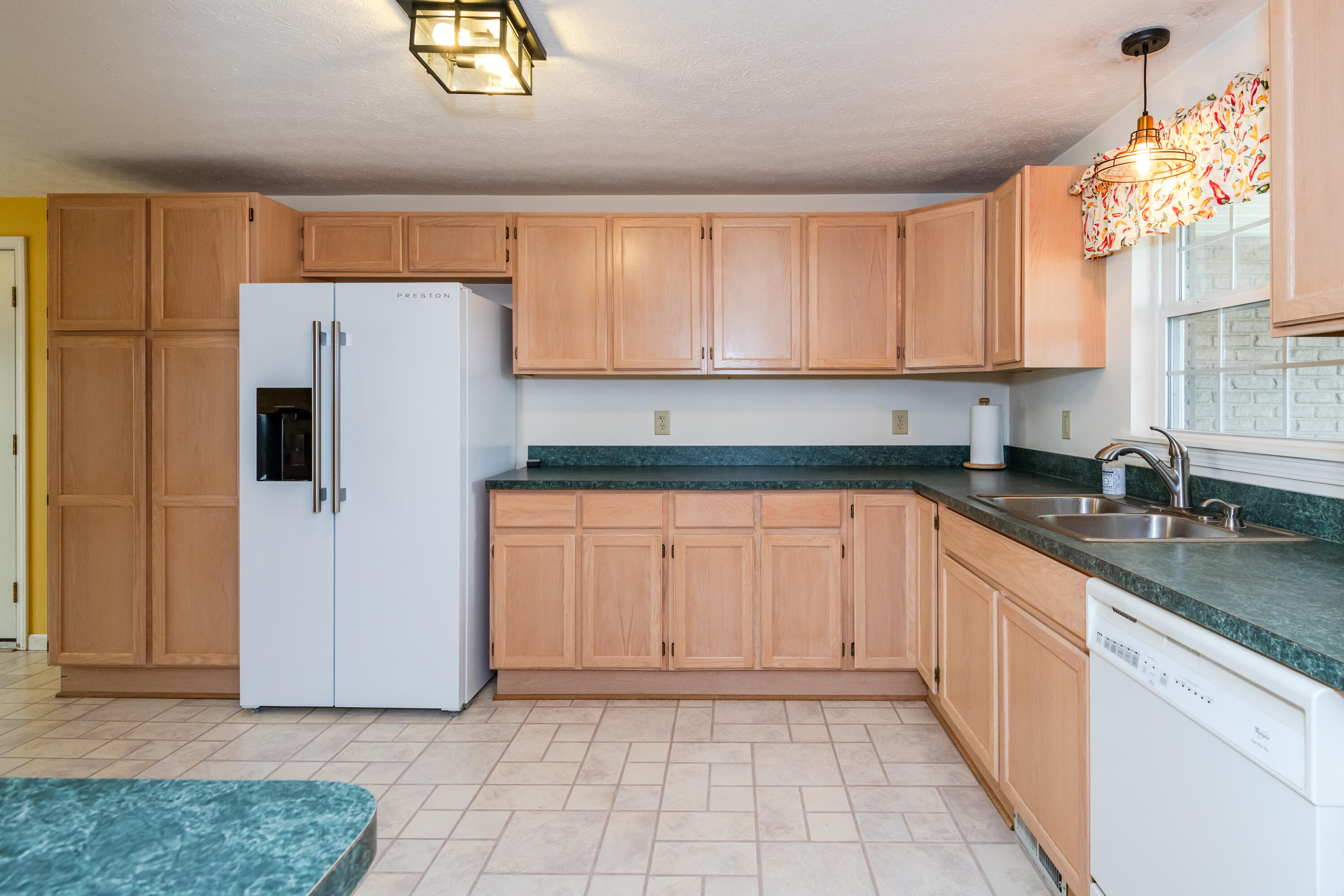 929 North Tecumseh Road Springfield, OH 45504 - Photo 13 of 55