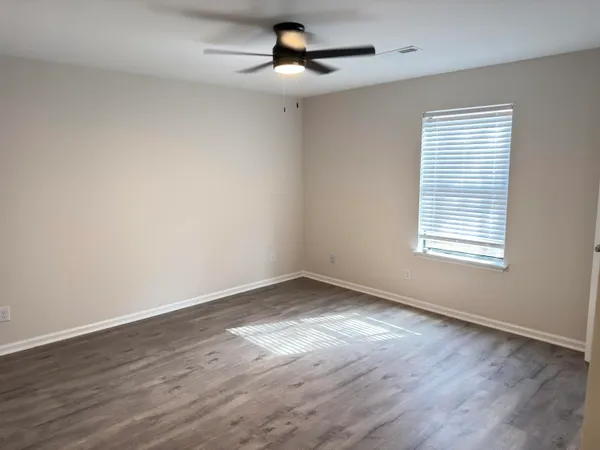 $1,825 | 186 Dorchester Manor Boulevard, Unit A, North Charleston, SC 29420