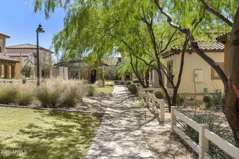 $510,000 | 1500 East Wahalla Lane, Unit E7, Phoenix, AZ 85024