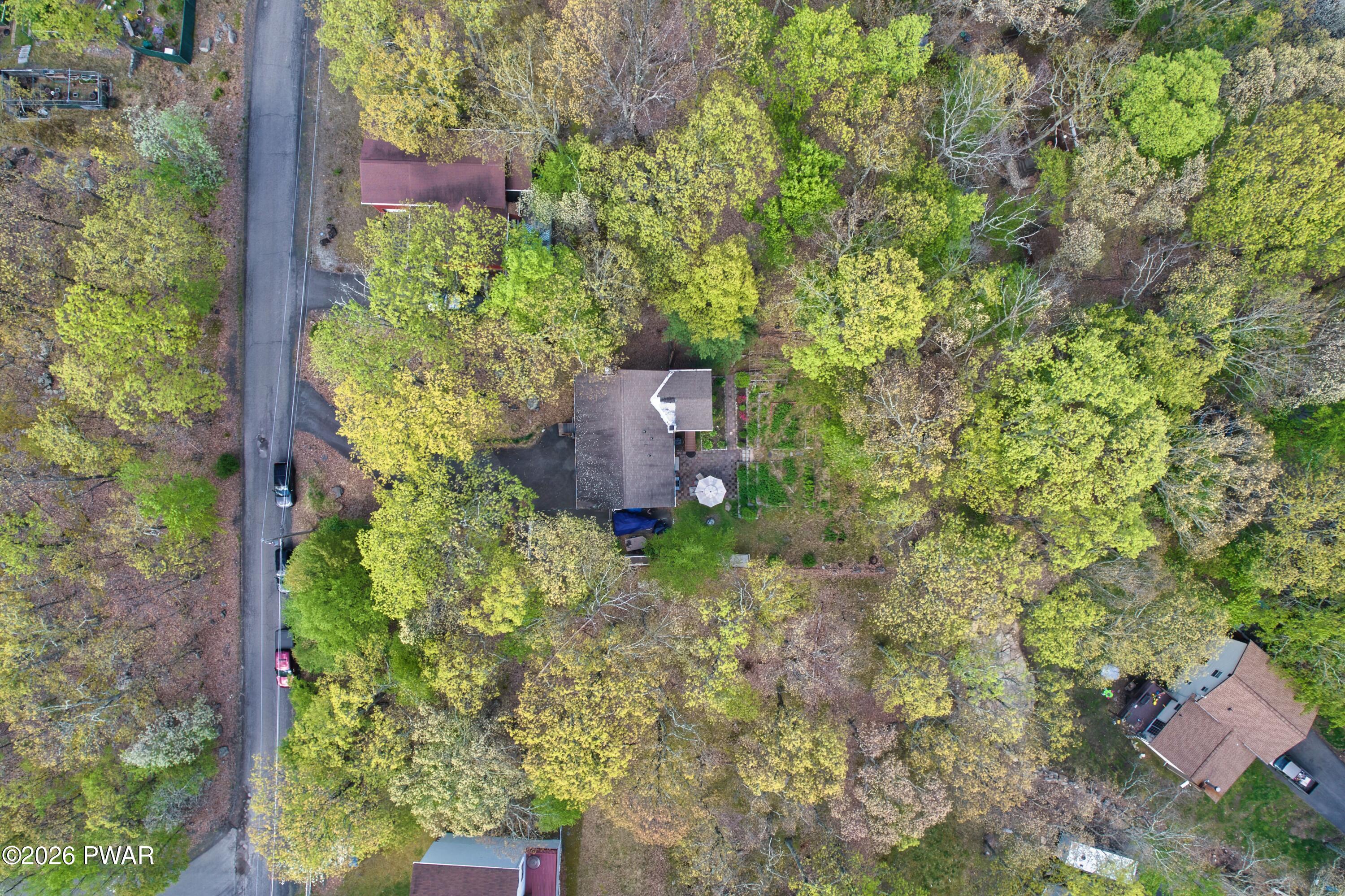 102 Autumn Road Dingmans Ferry, PA 18328 - Photo 35 of 44