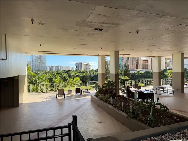 $138,000 | 1920 Ala Moana Boulevard, Unit 1414, Honolulu, HI 96815