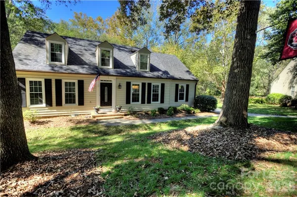 $3,295 | 3806 Bridgewood Lane, Charlotte, NC 28226
