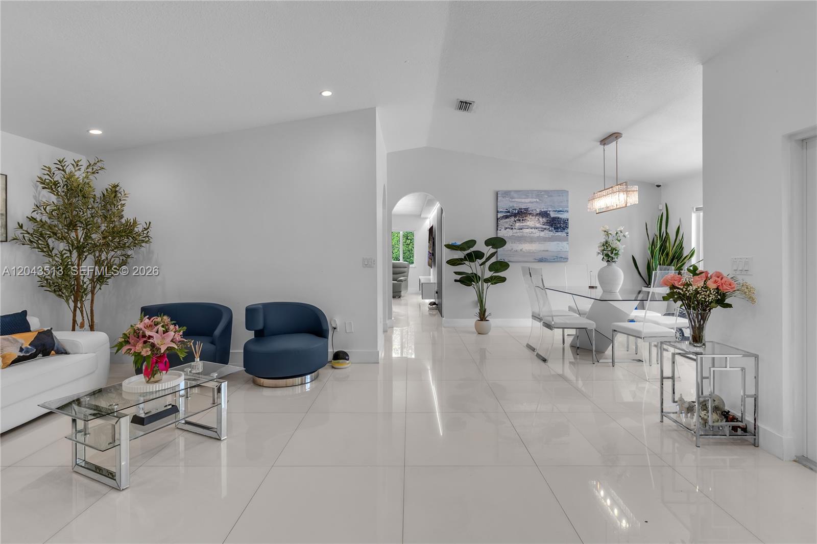 13261 Southwest 204th Street Miami, FL 33177 - Photo 5 of 47