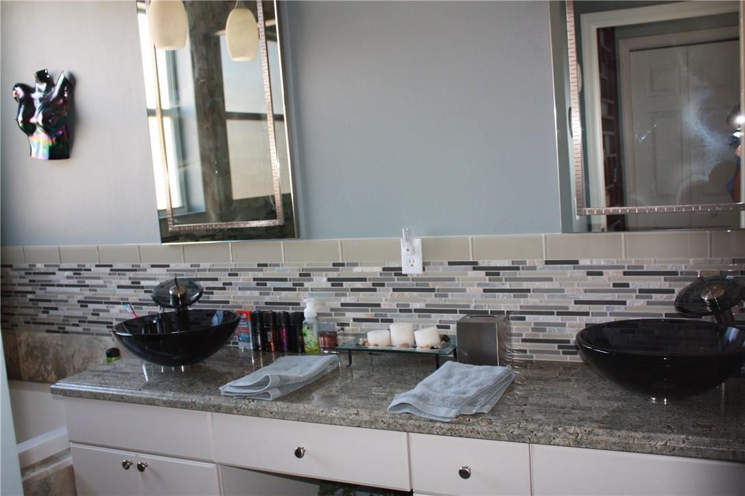 4933 Southwest 134th Avenue Miramar, FL 33027 - Photo 17 of 28 Dual Vessel sinks