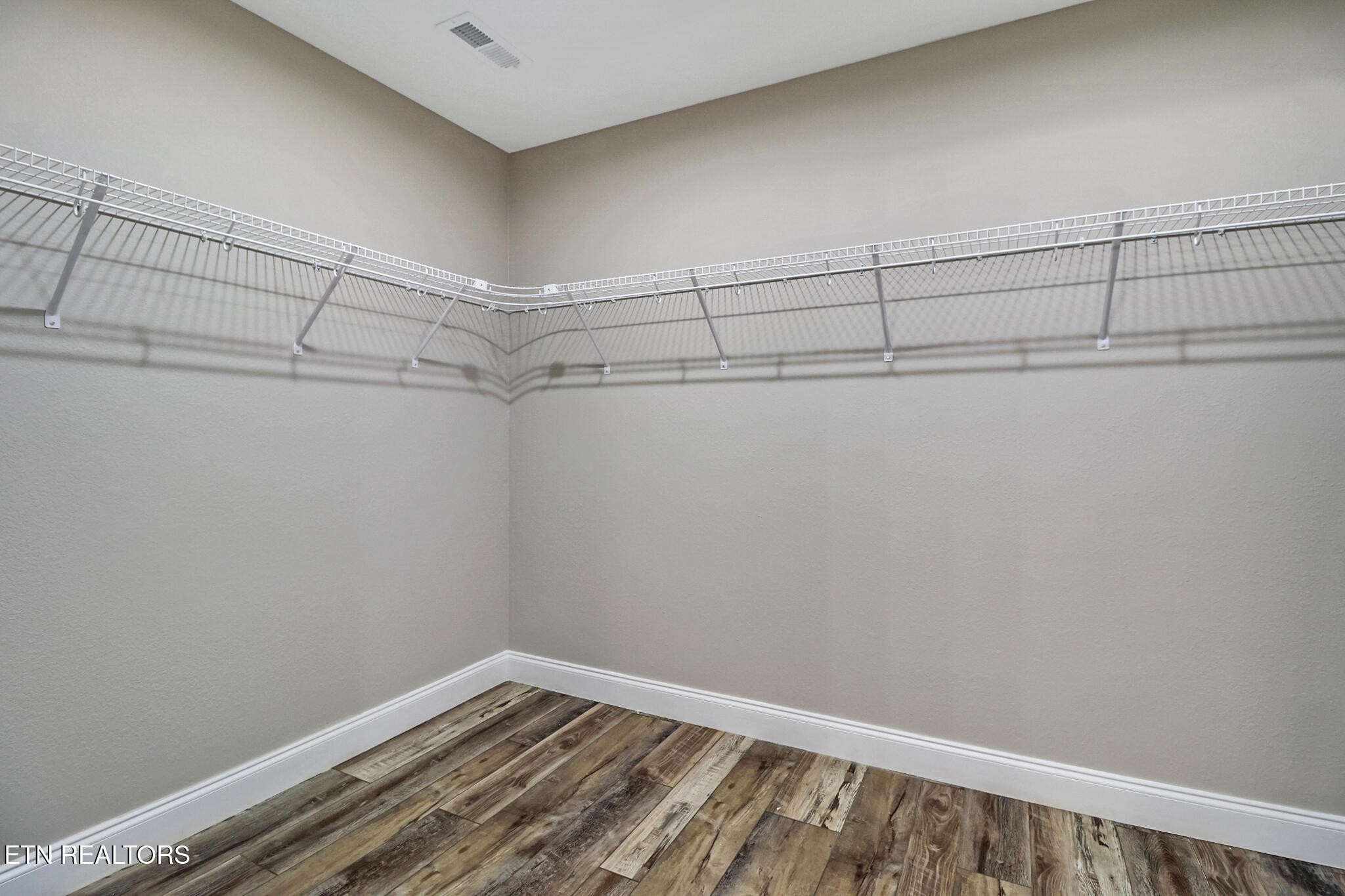 432 Pilot Mountain Road Sunbright, TN 37872 - Photo 16 of 25 Gallery Image 16