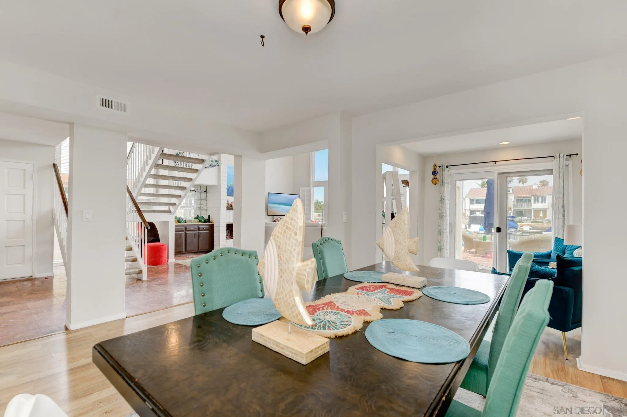 29 Blue Anchor Cay Road Coronado, CA 92118 - Photo 7 of 31 Dining Area