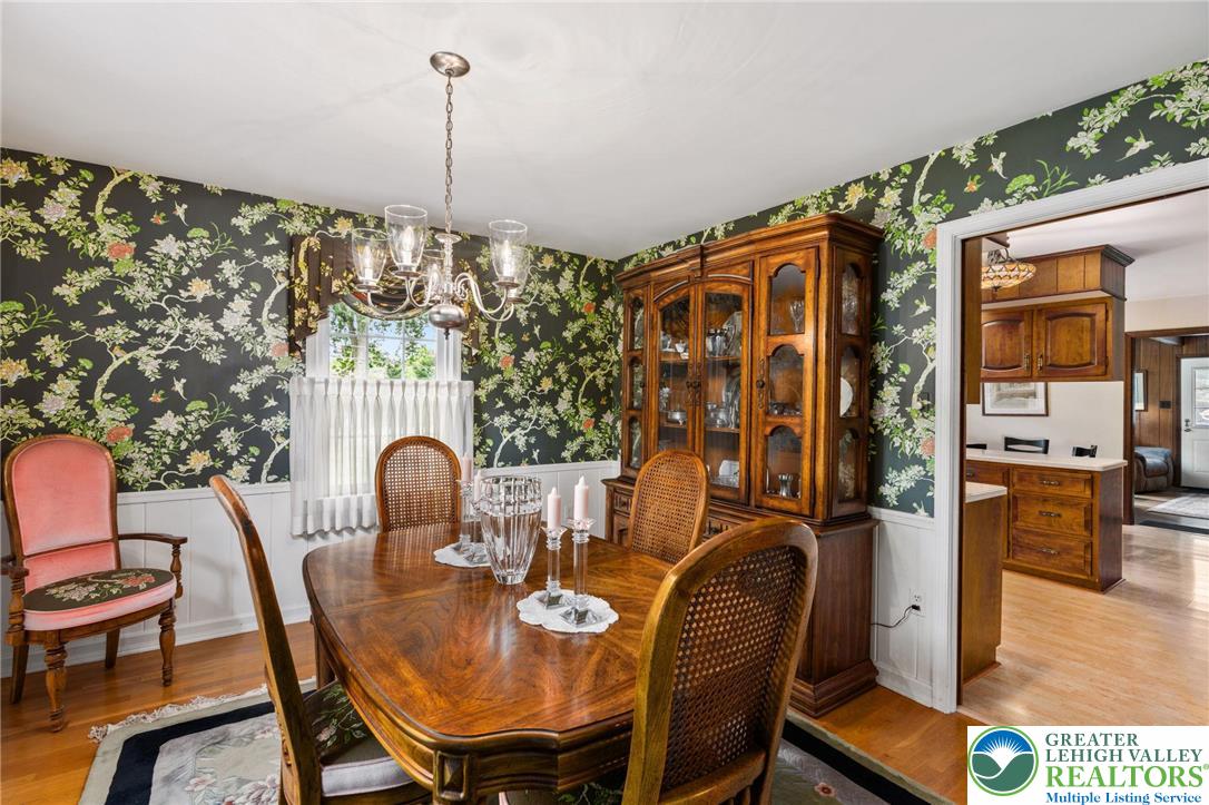922 Wedgewood Road Bethlehem, PA 18017 - Photo 10 of 30 Gallery Image 10