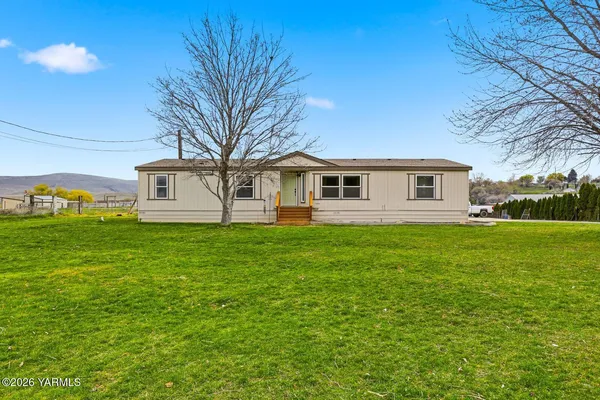 $429,000 | 3285 North Wenas Road, Selah, WA 98942