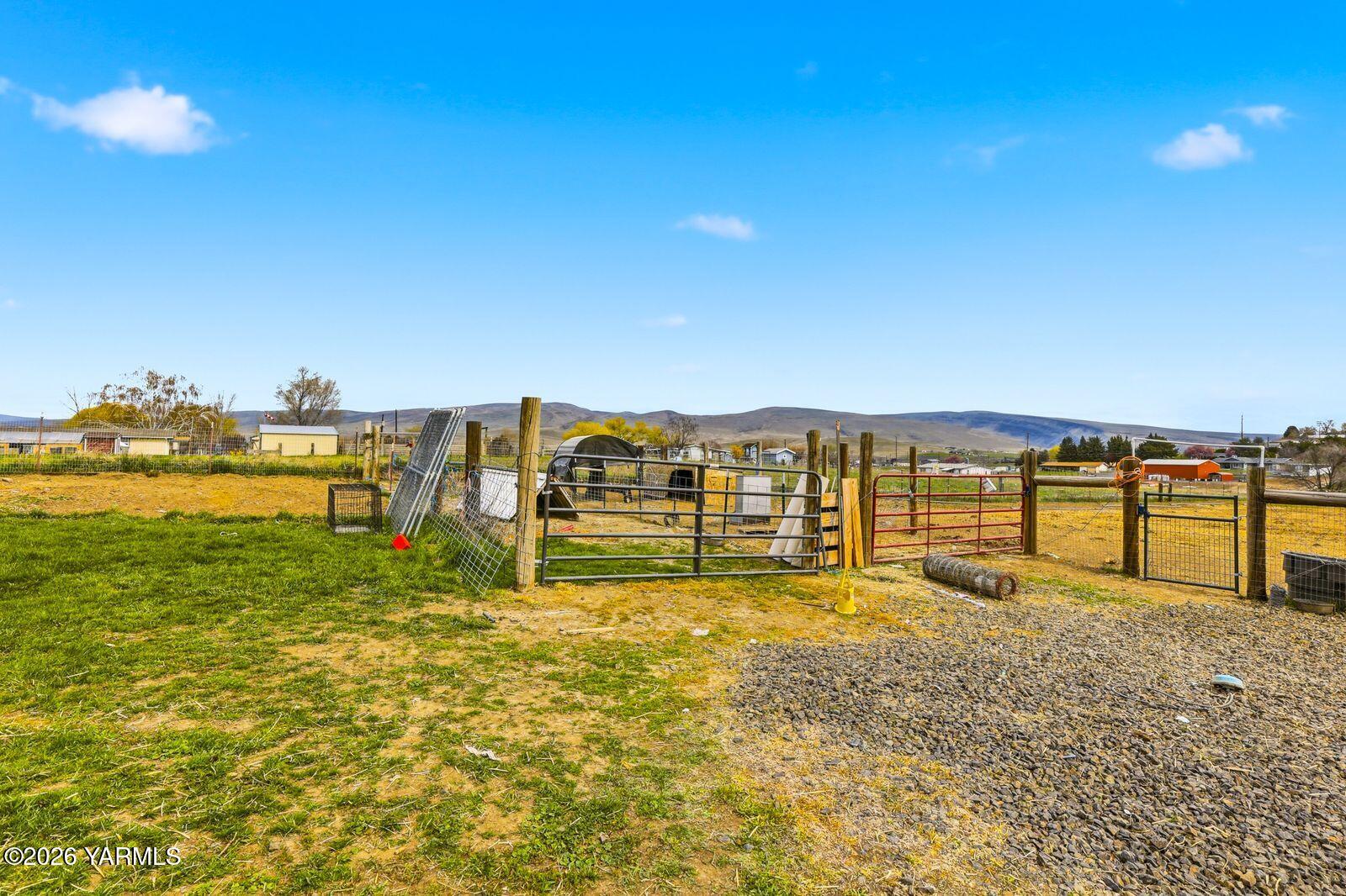 3285 North Wenas Road Selah, WA 98942 - Photo 36 of 50 3285 N Wenas Rd_037