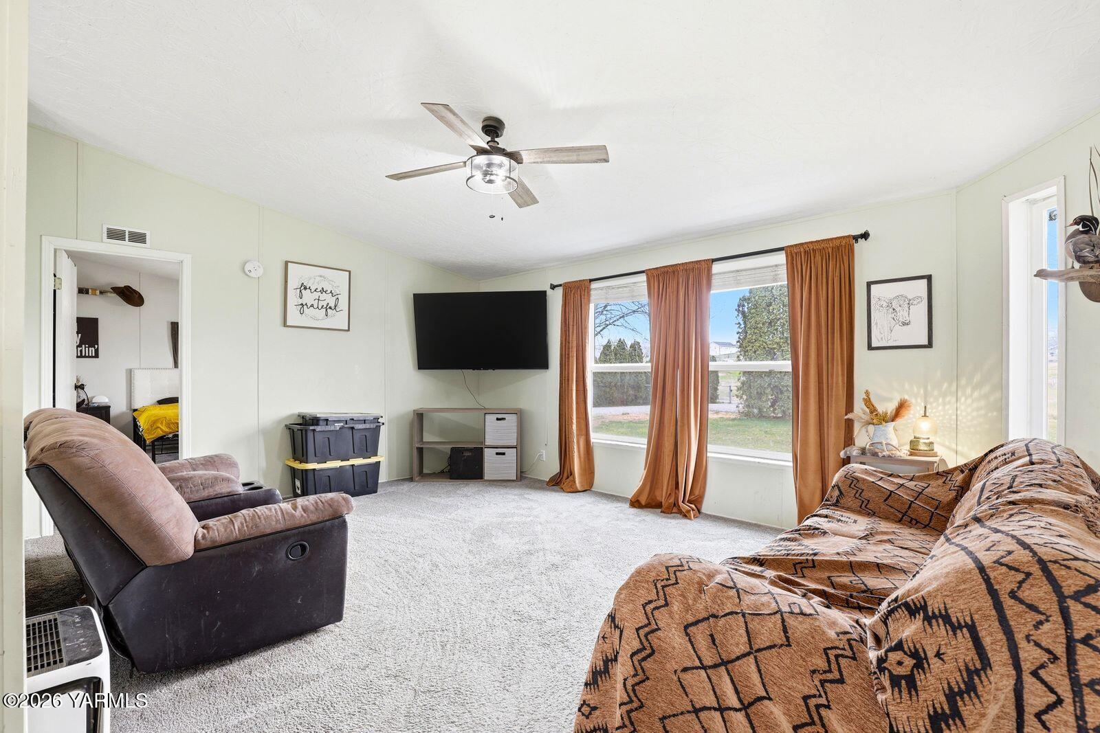 3285 North Wenas Road Selah, WA 98942 - Photo 5 of 50 3285 N Wenas Rd_006