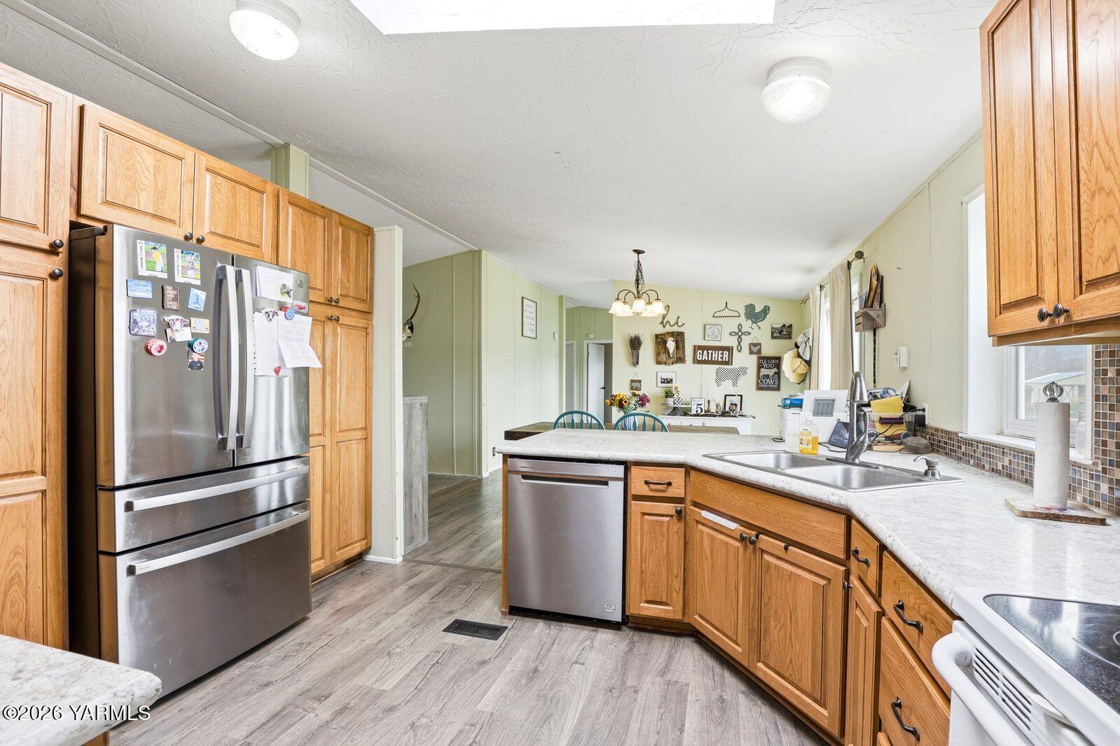 3285 North Wenas Road Selah, WA 98942 - Photo 9 of 50 3285 N Wenas Rd_010