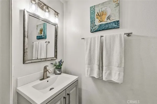 $869,000 | 2390 Sunningdale Drive, Tustin, CA 92782