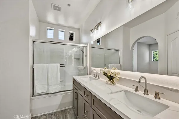 $869,000 | 2390 Sunningdale Drive, Tustin, CA 92782