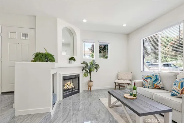 $869,000 | 2390 Sunningdale Drive, Tustin, CA 92782