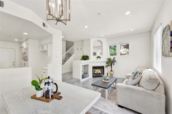 $869,000 | 2390 Sunningdale Drive, Tustin, CA 92782