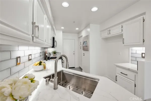 $869,000 | 2390 Sunningdale Drive, Tustin, CA 92782