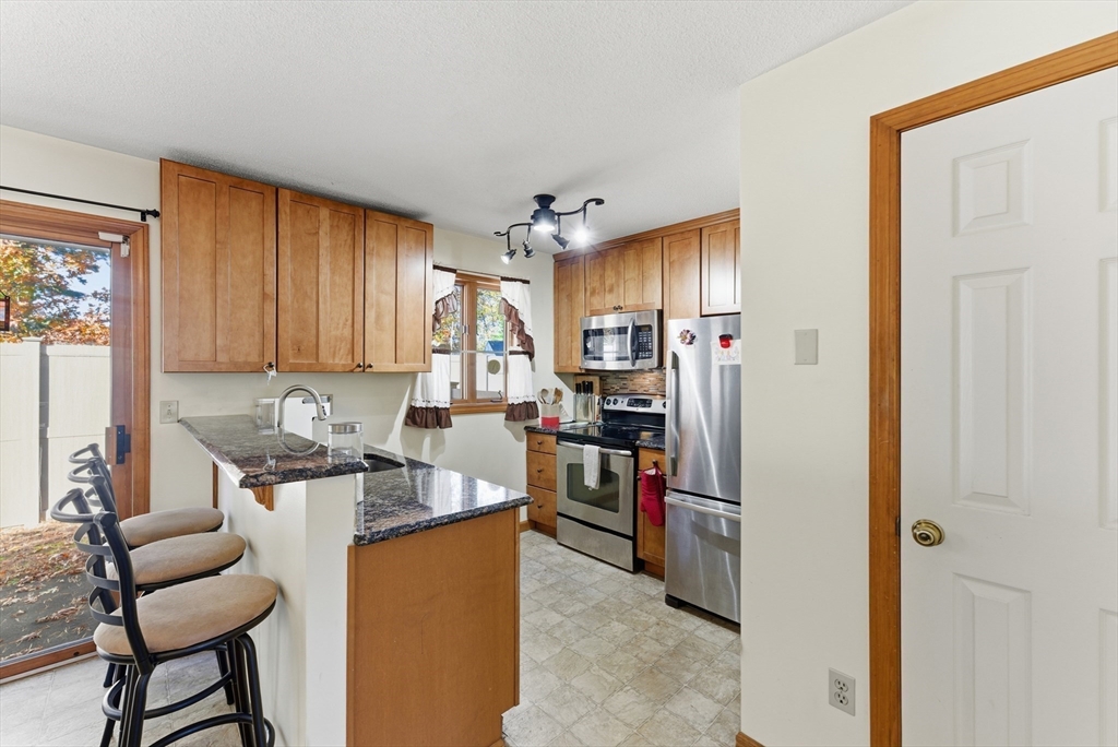 23 Tannery Road, Unit B Westfield, MA 01085 - Photo 11 of 25