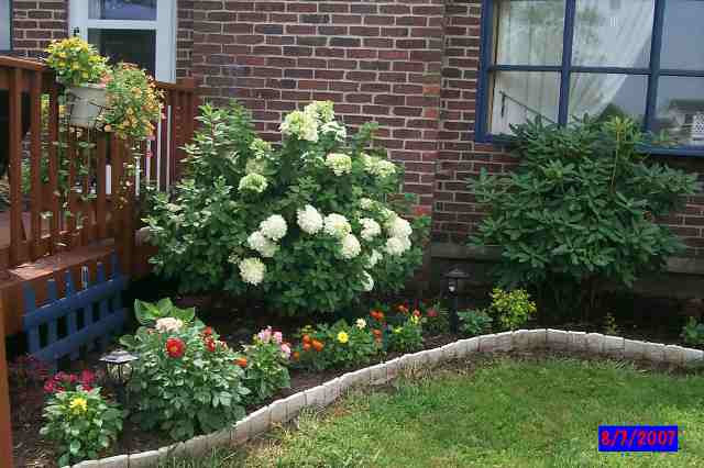 112 Fonda Road Colonie, NY 12047 - Photo 4 of 8 Photo 4