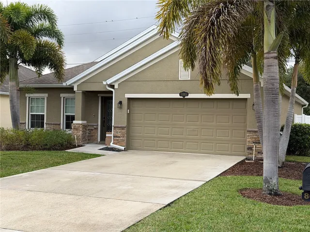 $359,900 | 8095 Westfield Circle, Vero Beach, FL 32966