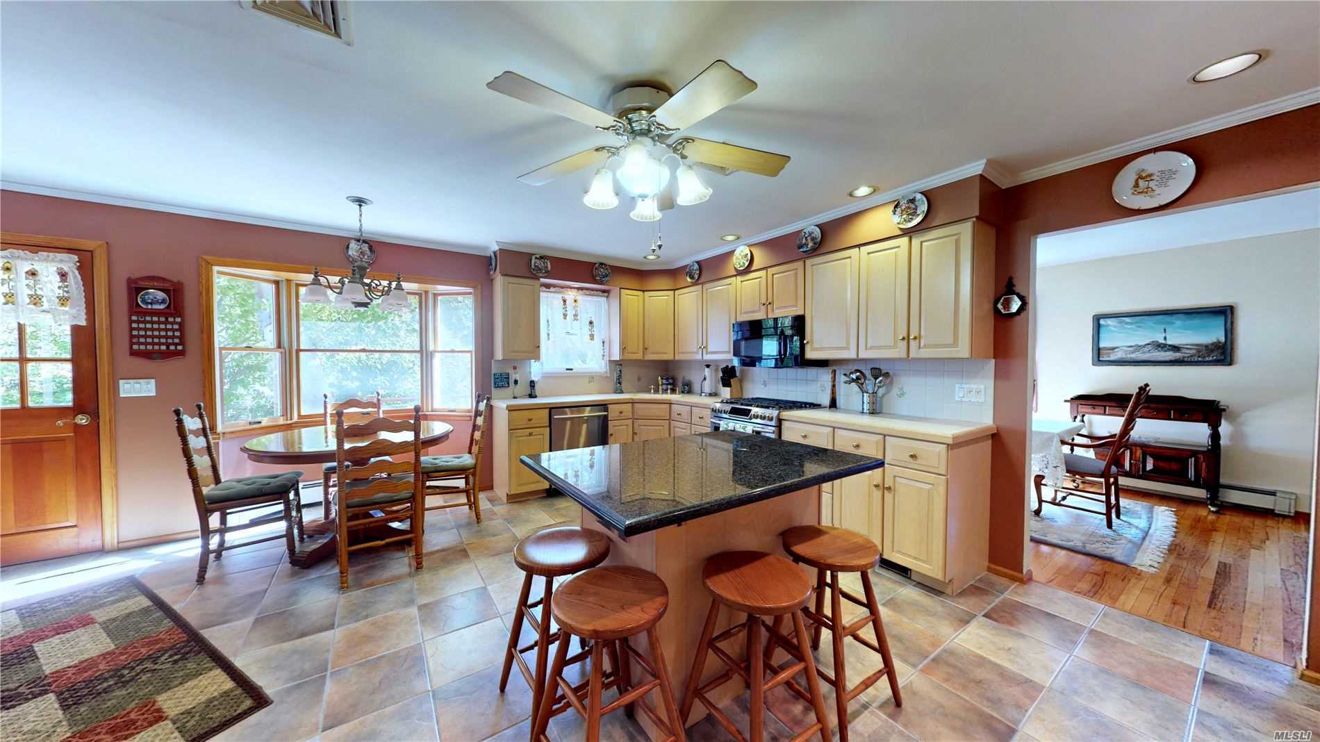 15 Miller Place Road Miller Place, NY 11764 - Photo 1 of 19 Gallery Image 1